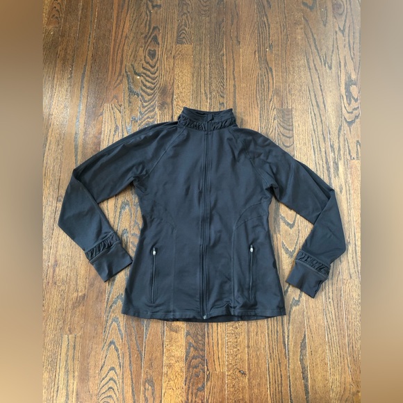SPANX Jackets & Blazers - SPANX Women’s M Black Full-Zip Ruffled Accents Collared Pockets Active Jacket